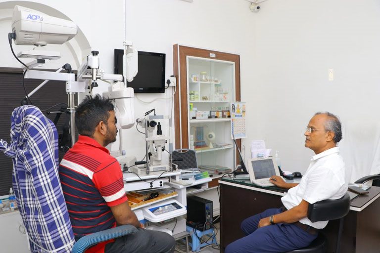Netrayu consultation room with slit lamp and diagnostic instruments